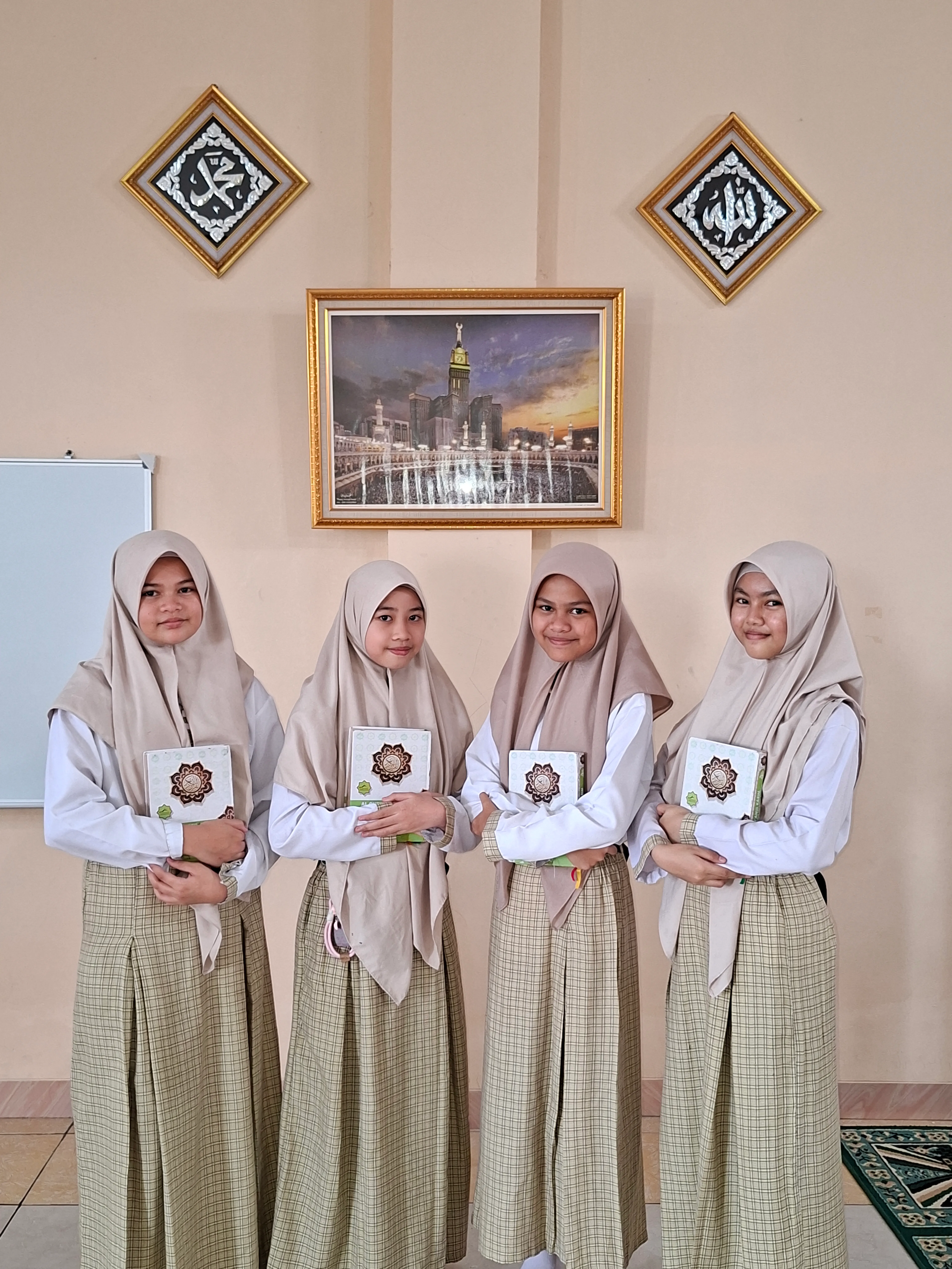 Kampus Yayasan Panatagama di Subang